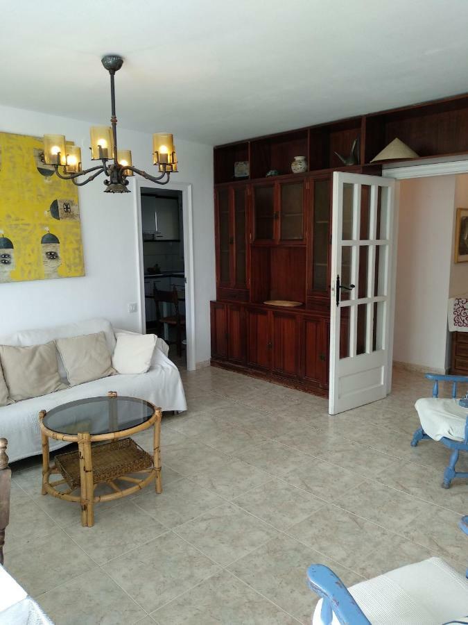 Sea Front Apartment In Platja Pals With Terrace And Parking Exterior photo